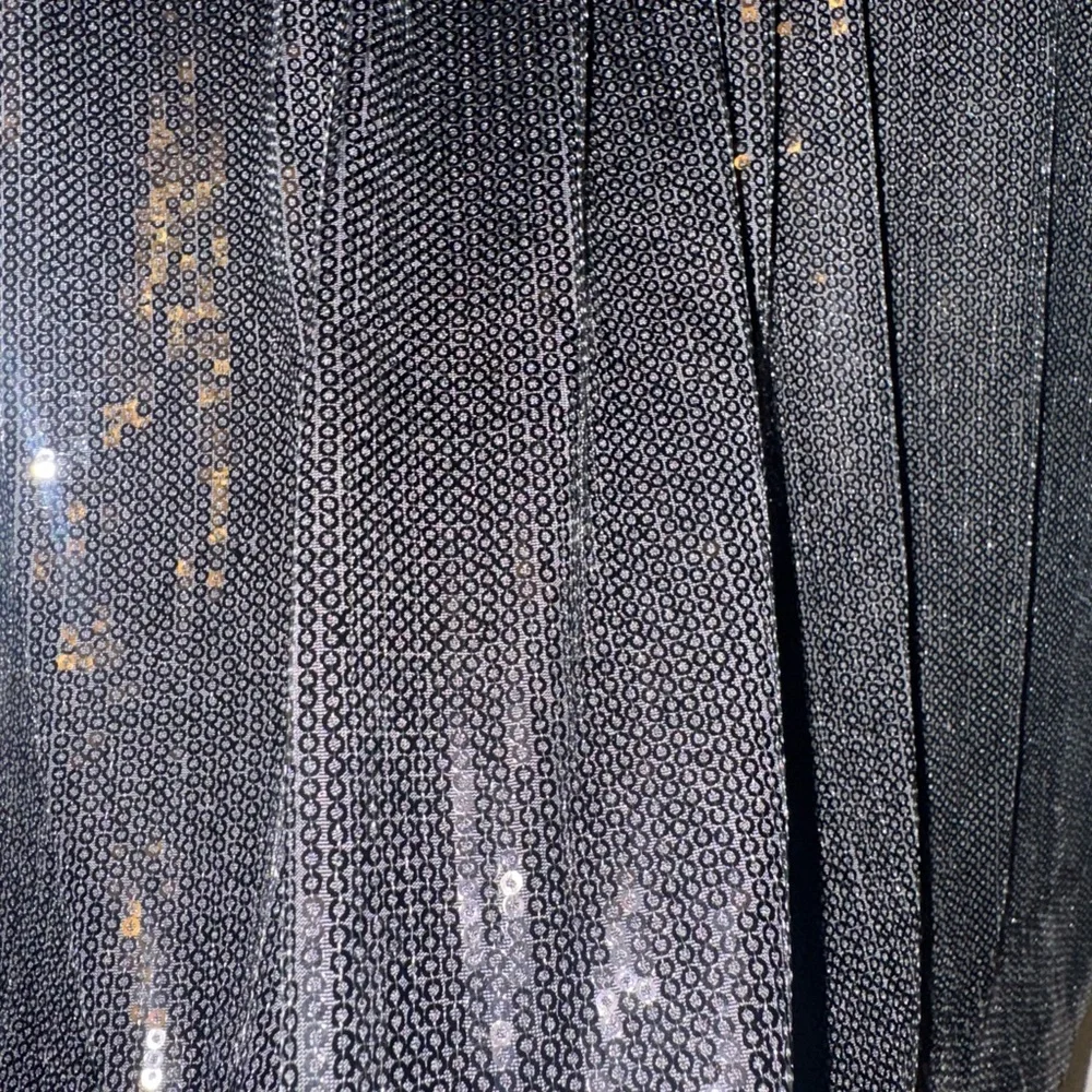 Ann Taylor Size 10 Black Sequin Skirt with 2 pockets and Lined!  NWT - Picture 8 of 10